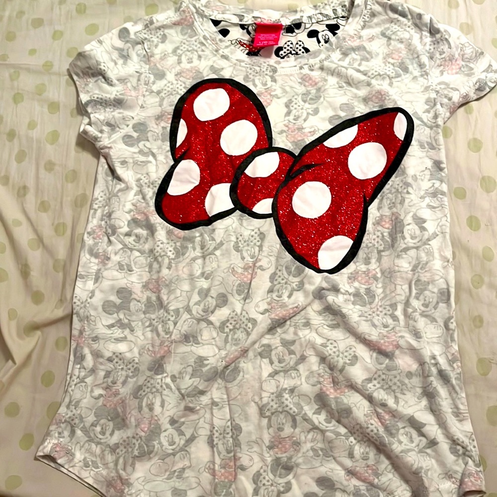 Minnie mouse tshirt